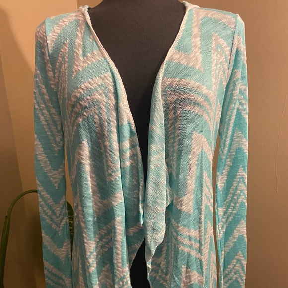 Maurices Pattern Cardiwrap - Picture 2 of 11